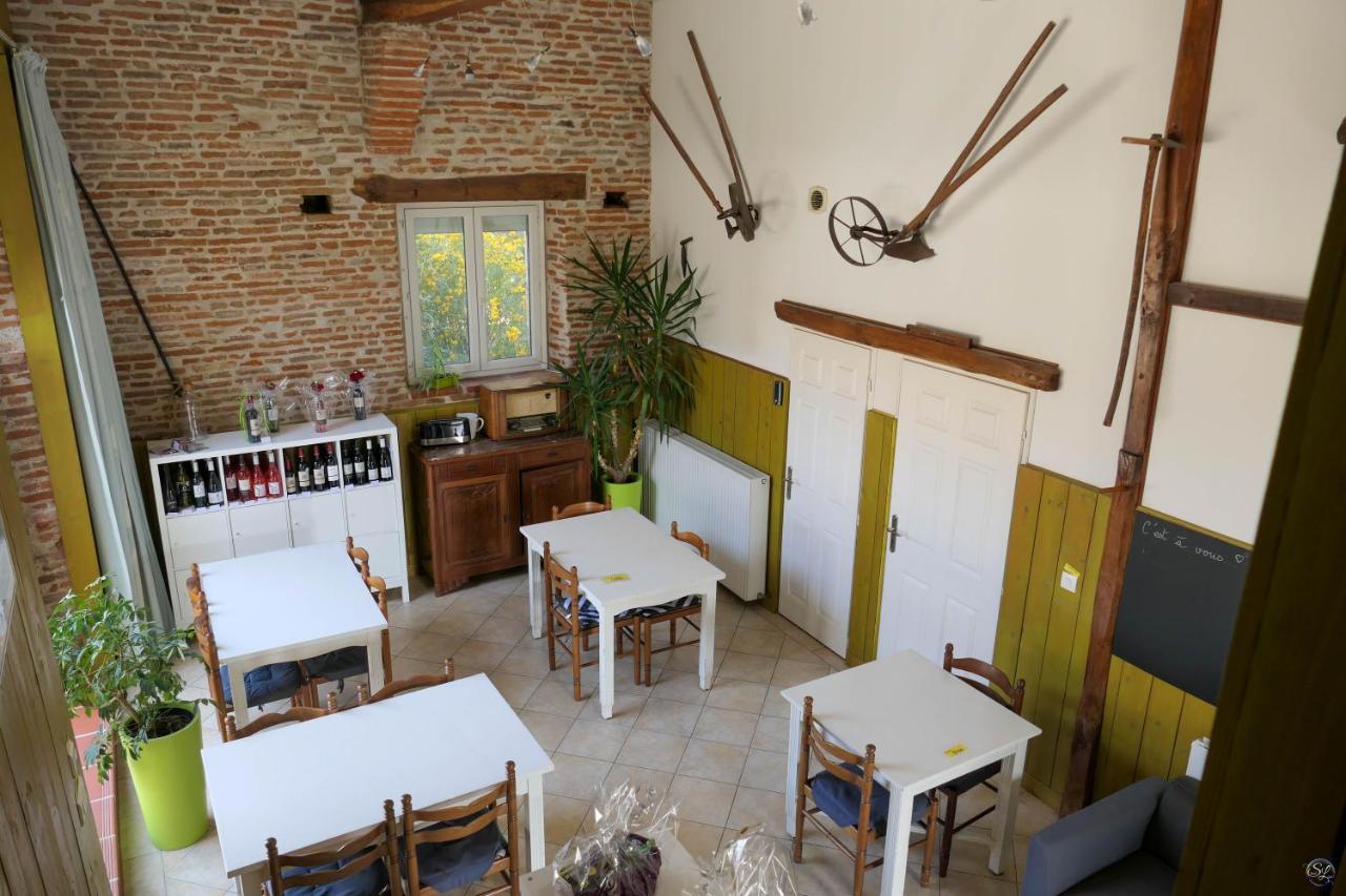 Domaine De L'Ile - Gites Et Chambres D'Hotes Castelsarrasin Eksteriør bilde